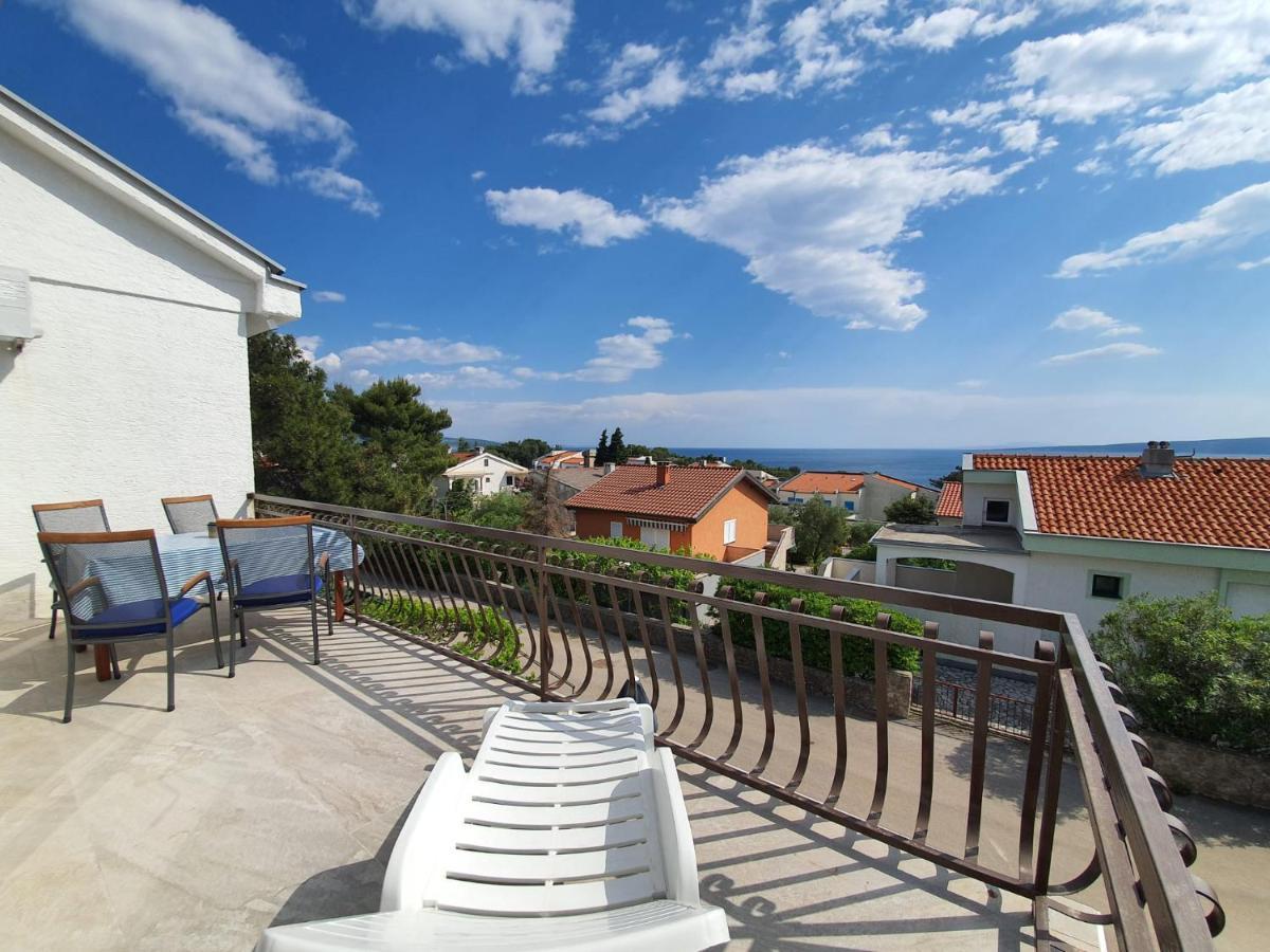 Vila Beleca Krk - Apartments Rest & Sea Krk Town Luaran gambar