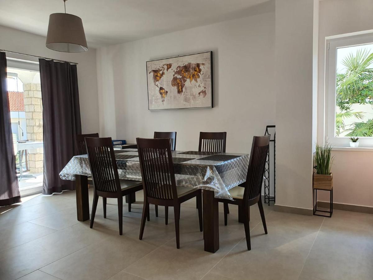 Vila Beleca Krk - Apartments Rest & Sea Krk Town Luaran gambar