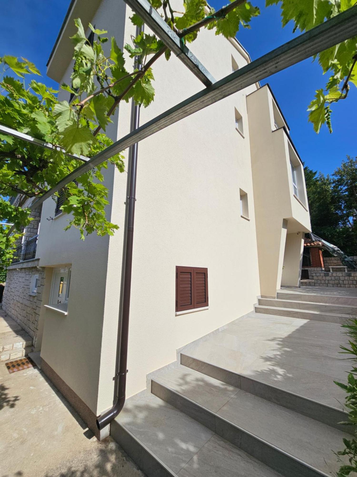 Vila Beleca Krk - Apartments Rest & Sea Krk Town Luaran gambar